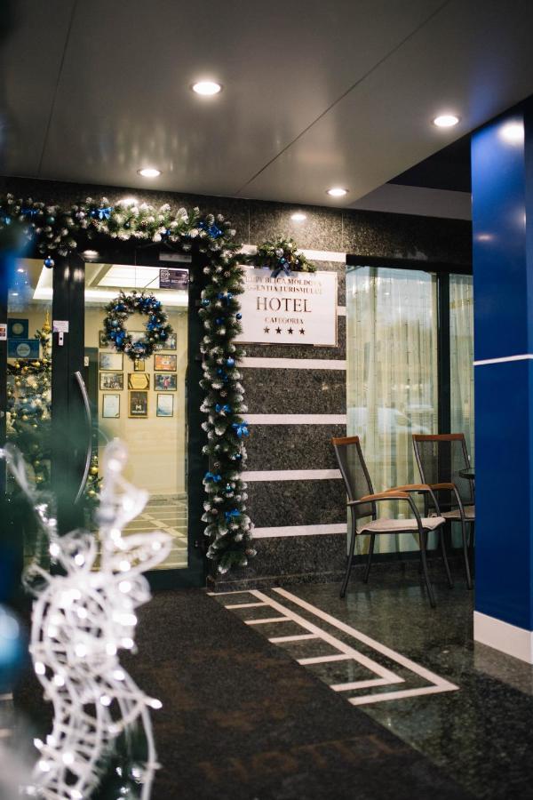 Iris 4* Chişinău